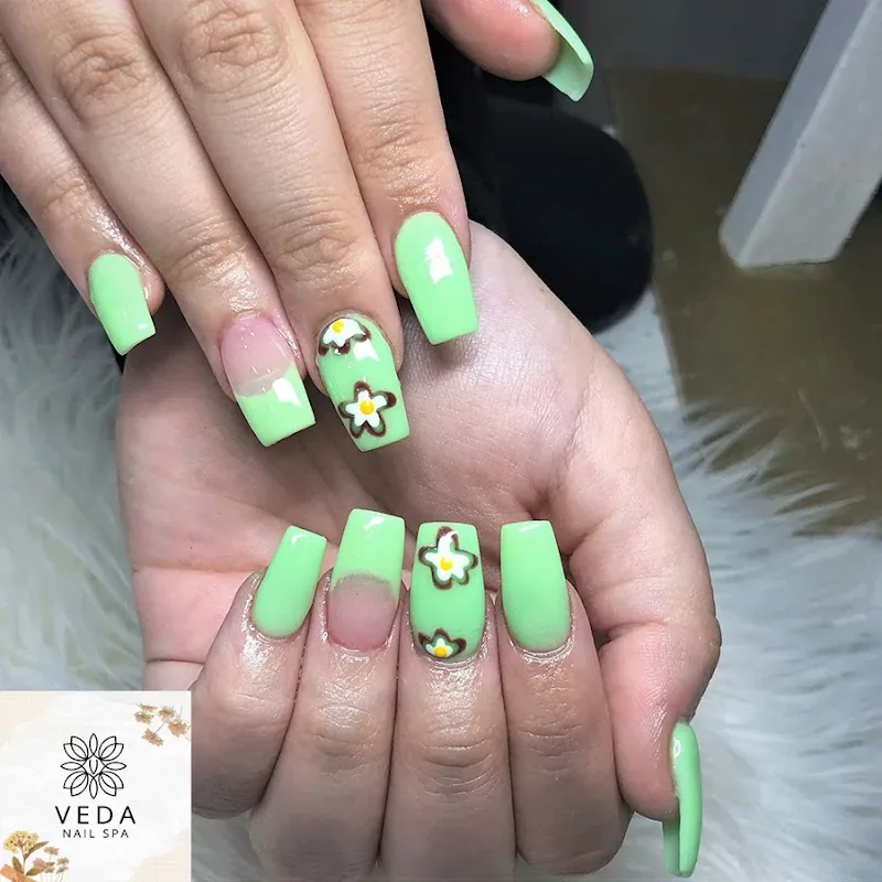 Veda Nail Spa — Nail salon in Charleston