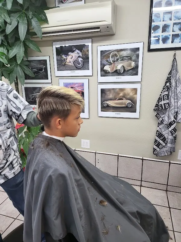 Lee's Barber — Barber shop in Olympia
