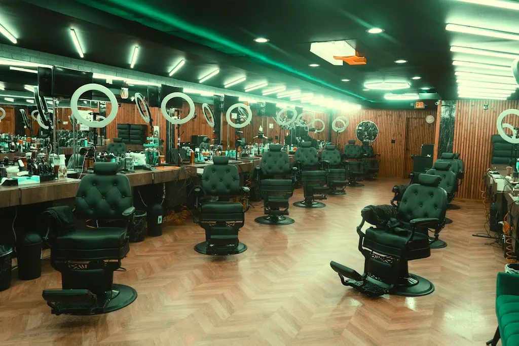 R2 Barbershop — Barber shop in Clearwater