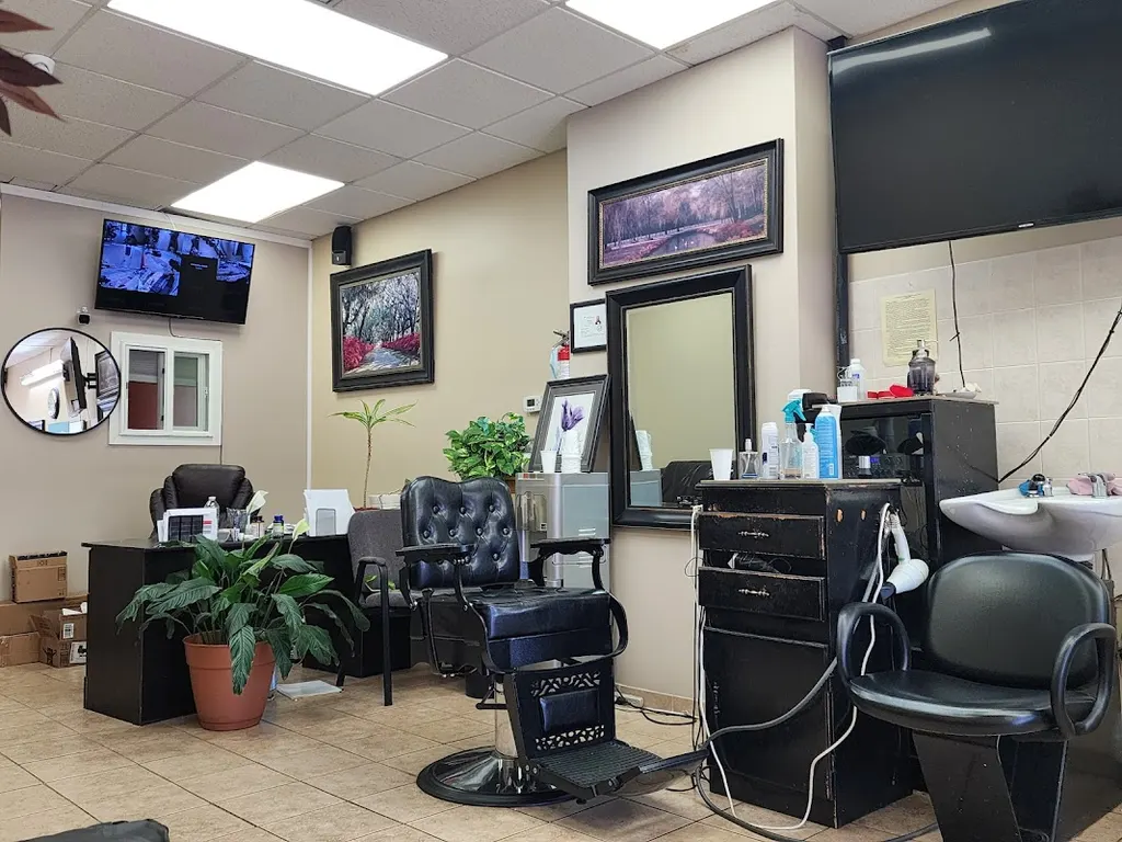 Salaam Barbershop — Barber shop in Minneapolis