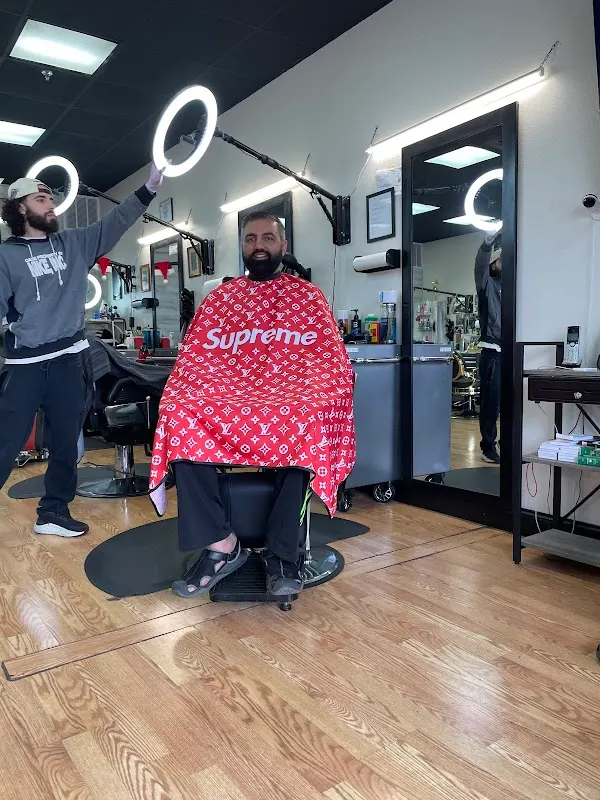 Empire Barber Cutz — Barber shop in Davenport