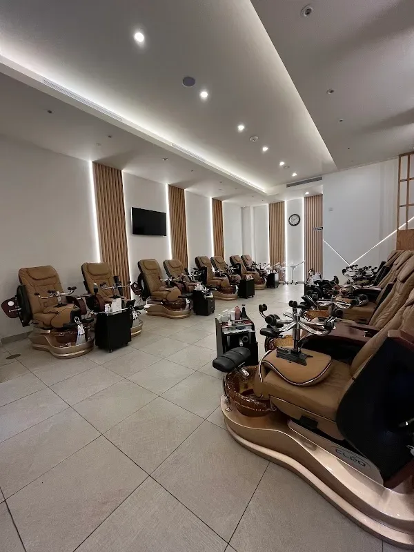 Fantasy Nails and Spa — Nail salon in Bound Brook