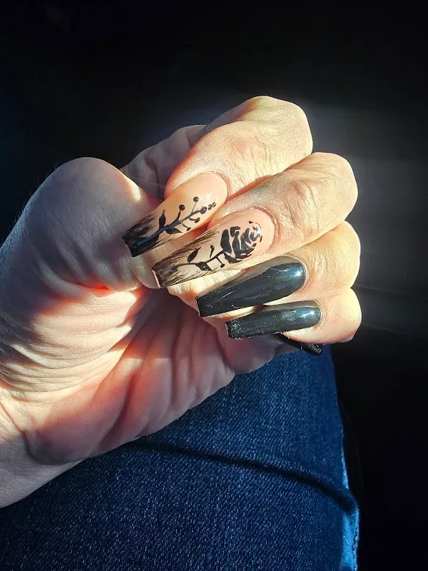 Best Nail Spa — Nail salon in South Bend