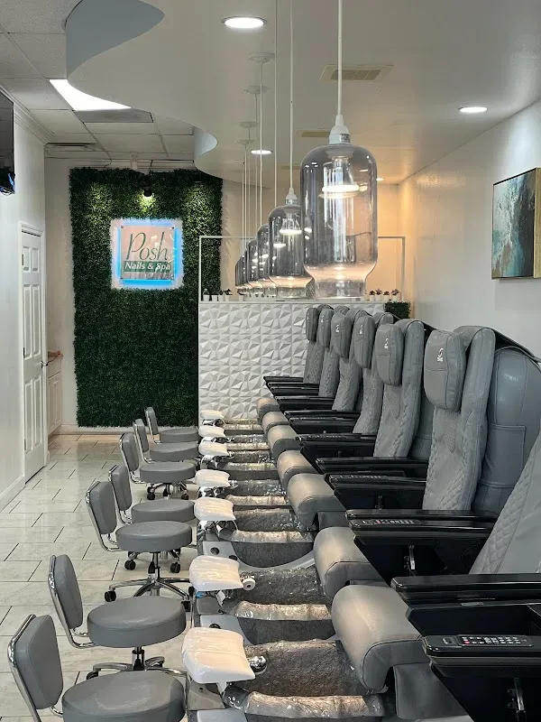 Posh Nails & Spa — Nail salon in Tampa