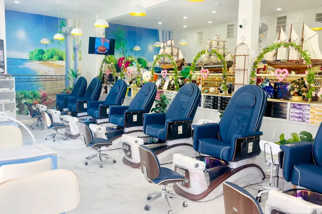 La Jolla Shores Nails & Spa — Nail salon in La Jolla