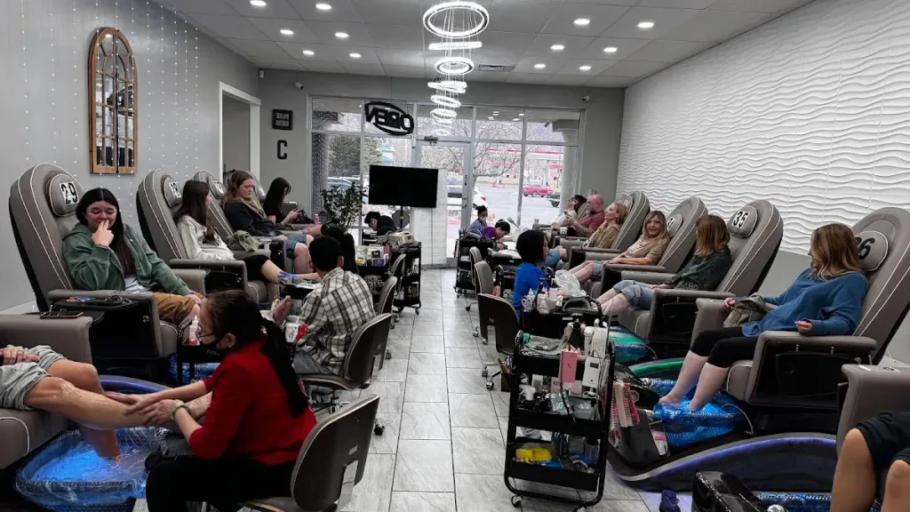 Jenny Nails & Day spa - Nail Salon South Ogden Utah — Nail salon in South Ogden