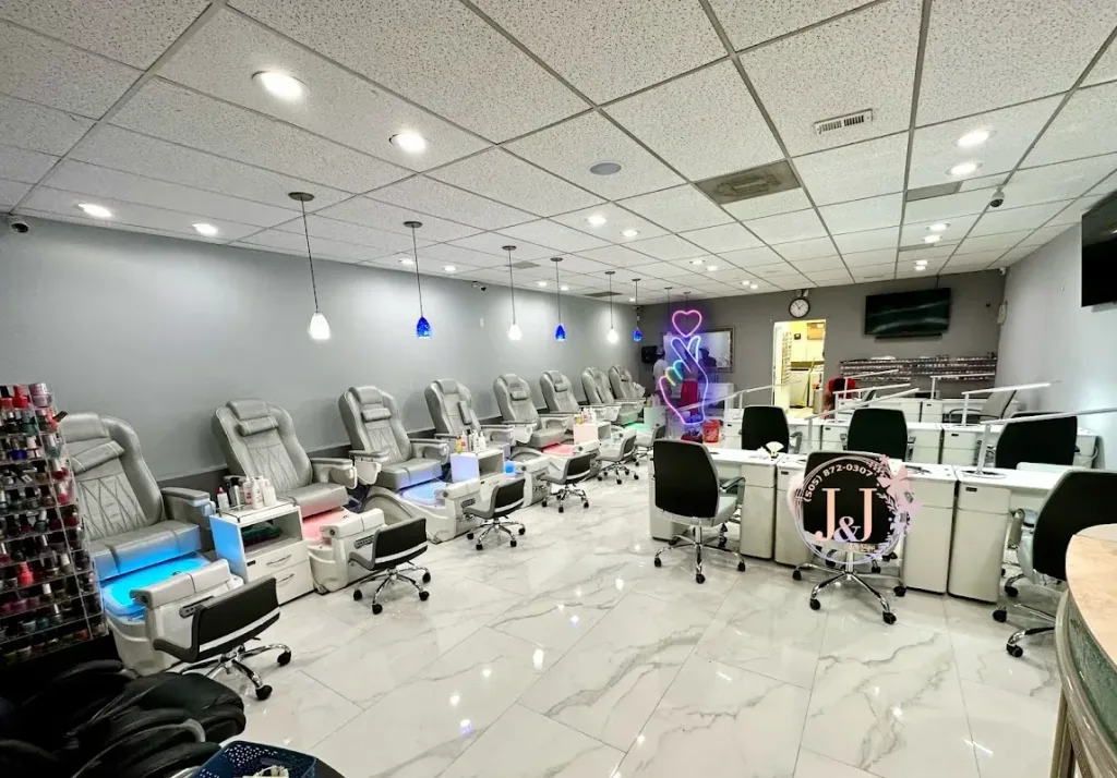 J&J Nail Spa — Nail salon in Albuquerque